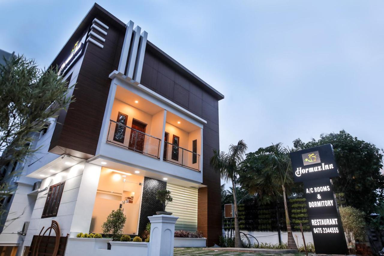Thenmala Hormuz Inn Kolattupuzha ภายนอก รูปภาพ
