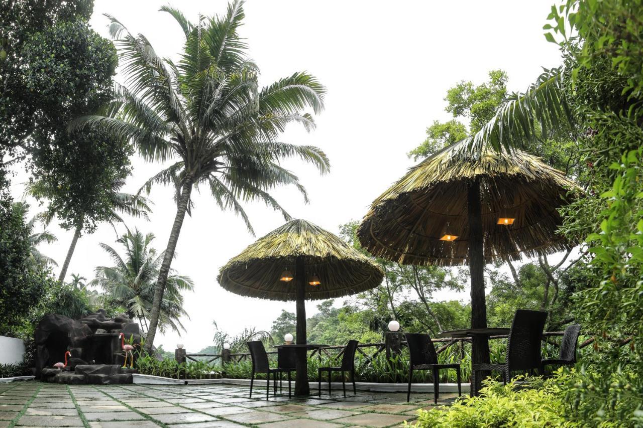 Thenmala Hormuz Inn Kolattupuzha ภายนอก รูปภาพ